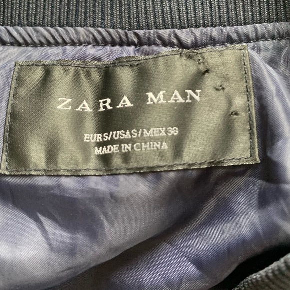 Zara navy diamond quilted bomber with pockets size Small - Picture 7 of 9